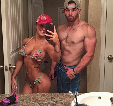 Taylor Vertucci sexy model picture