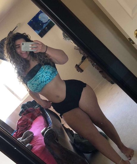 babyyameera beautiful actress picture