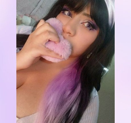 Yeonniebaby exclusive pornstar gallery