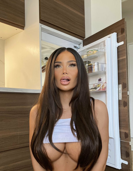 Adeleg nudes star picture