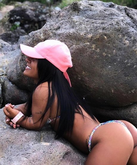 Dayanne Gomes nice actress photo