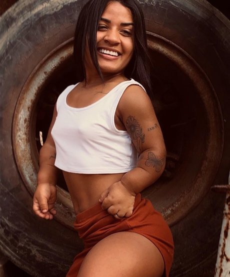 Dayanne Gomes hd model images