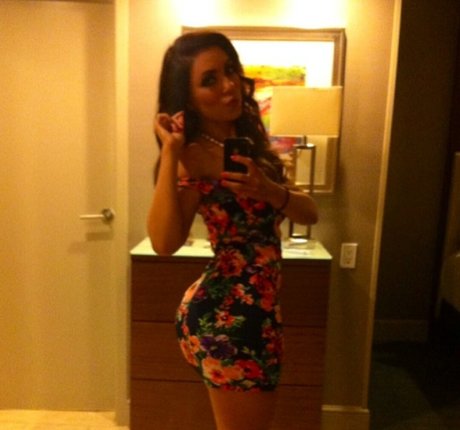 Uldouz Wallace sex pornstar image