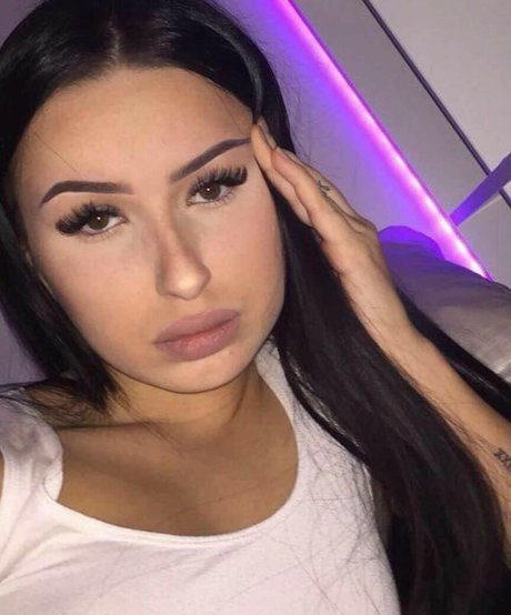 Melissa Bujold pornstar hot gallery