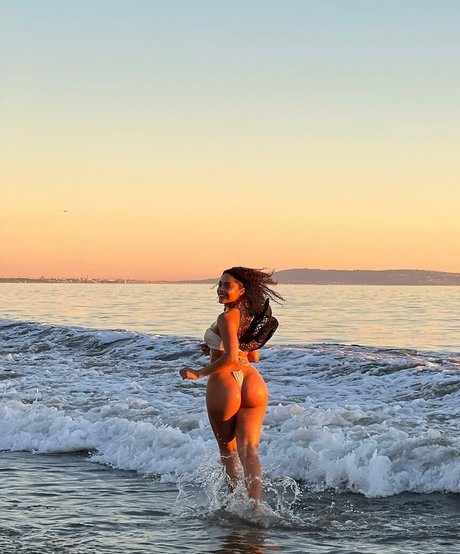 naked shower onlyfans free nude photo