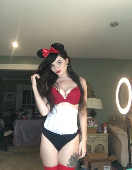 hexsuicide model pic