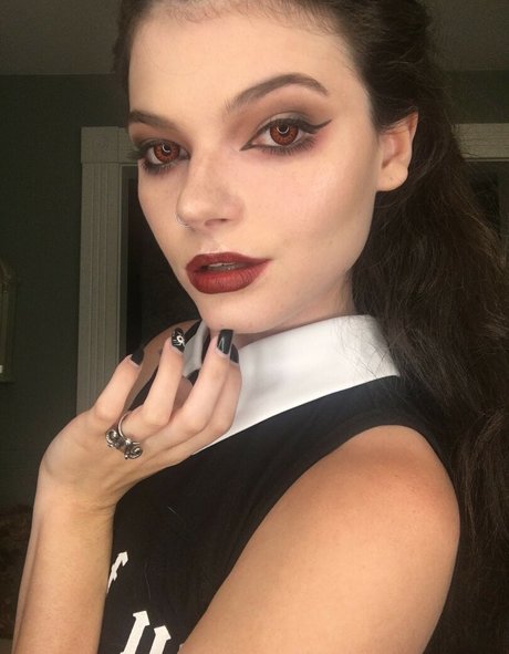 hexsuicide pornstar pretty picture