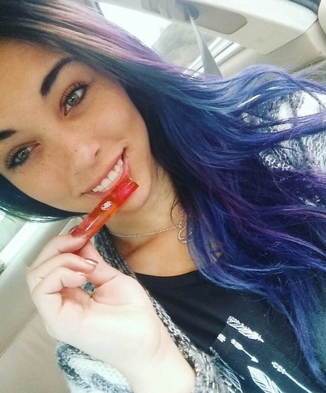 Hanamiblossom nudes model img