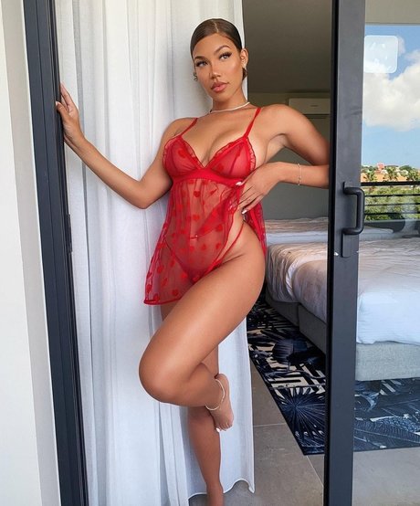 Tiona Fernan pornographic model image