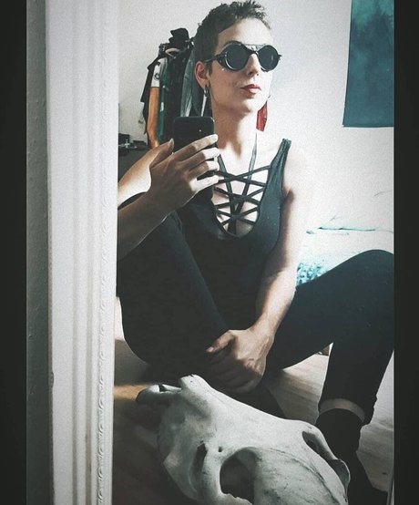 Irina Mirella porn star galleries