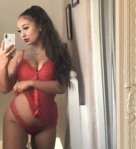 DariaXOX xxx actress pic