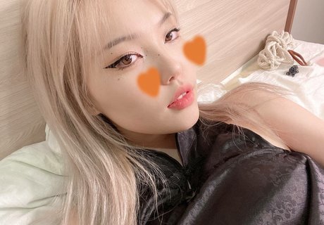 milf amateur onlyfans sexy nudes photo