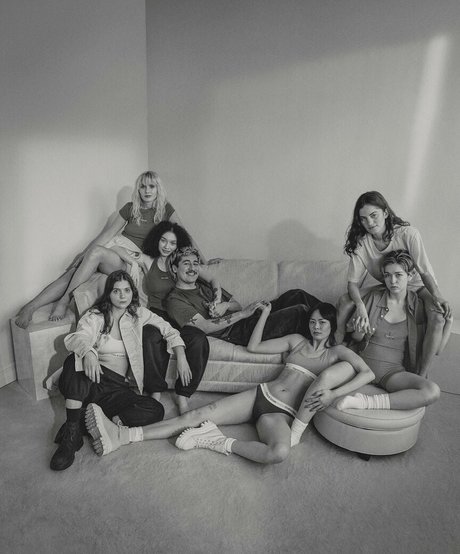 Snailmail nude model galleries