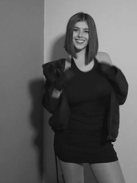 Ailin Marquez art star images