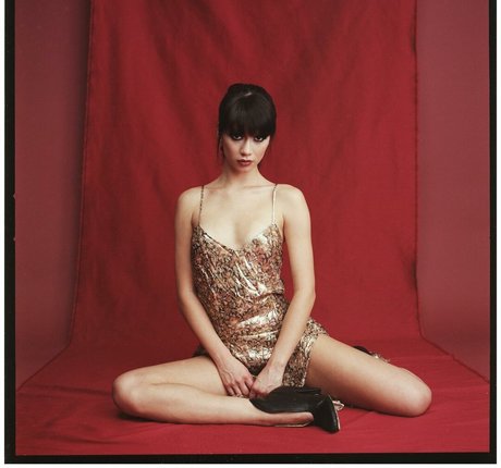 Paige Searcy exclusive actress pic