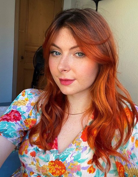 Elena Rose Burri star exclusive photos