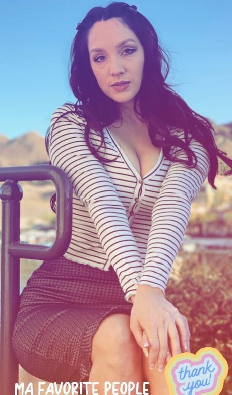 TheBeatleBabe model high quality archive