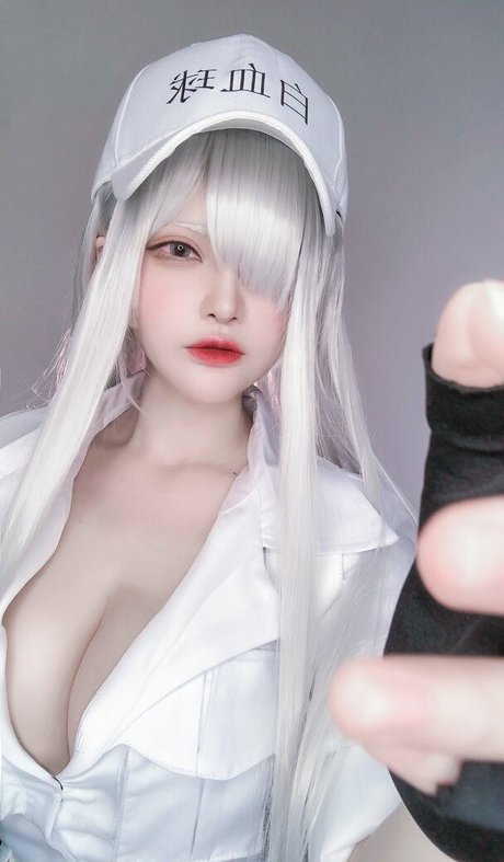 SenyaMiku pretty pornstar pic