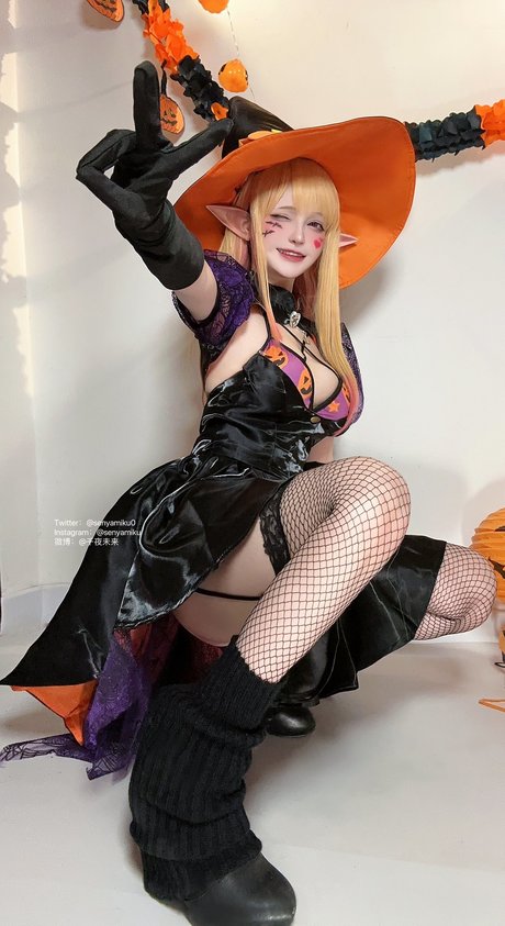 SenyaMiku pornstar pics