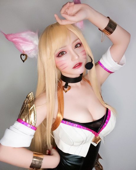 SenyaMiku star sexy gallery