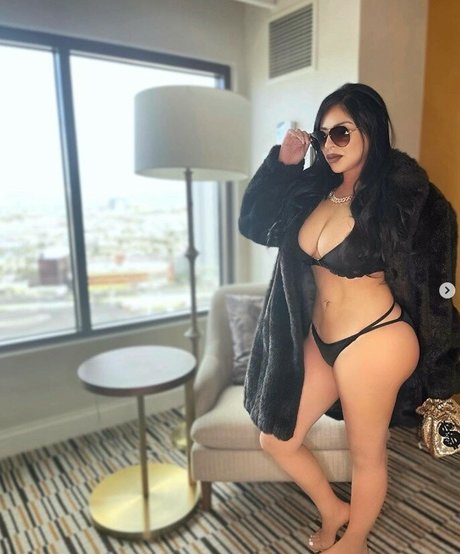 Champagne Chronicles xxx pornstar images