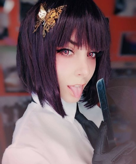 MiikhyDeafening pretty actress photo