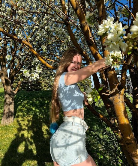 standing fuck onlyfans beautiful naked photo