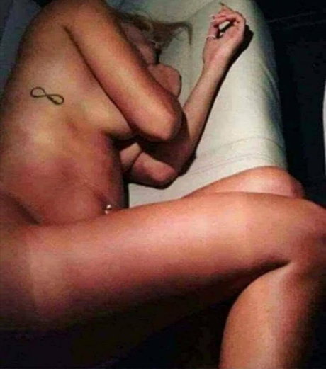 Ioanna Touni star sexy photo