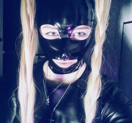 barista onlyfans hot pictures