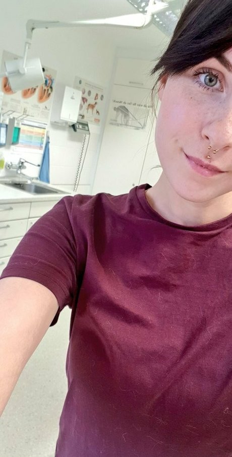 romisu pornstar images