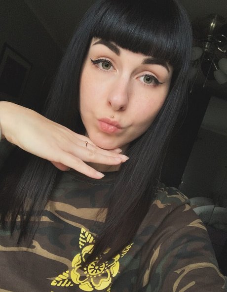 romisu pornstar high quality picture