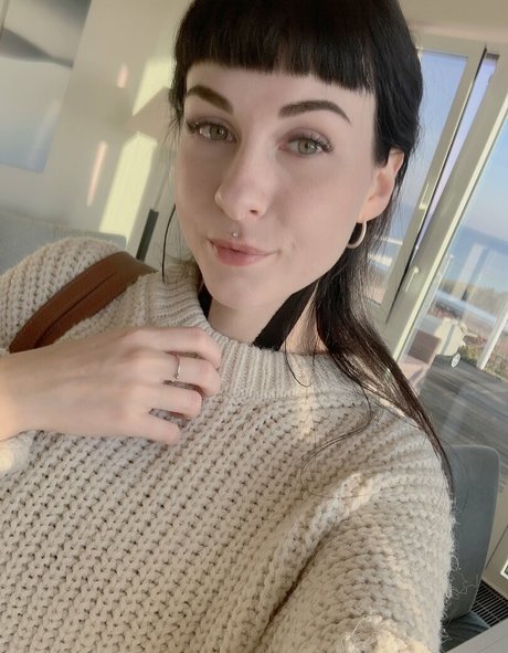 romisu pornstar sex pics