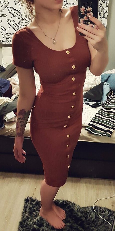 romisu sexy actress images