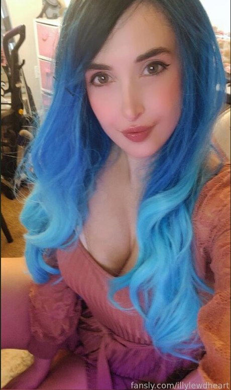 ilysuiteheart model hd photo