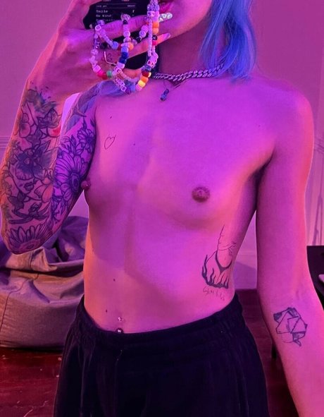 Dragonflyy sex model picture