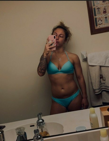 Emilyy Jayye pornstar archive