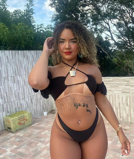 Brenda Kely beautiful model archive