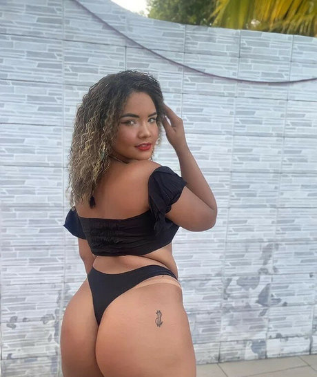 Brenda Kely xxx pornstar archive