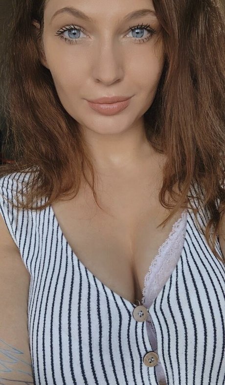 lollipopfields nice pornstar img