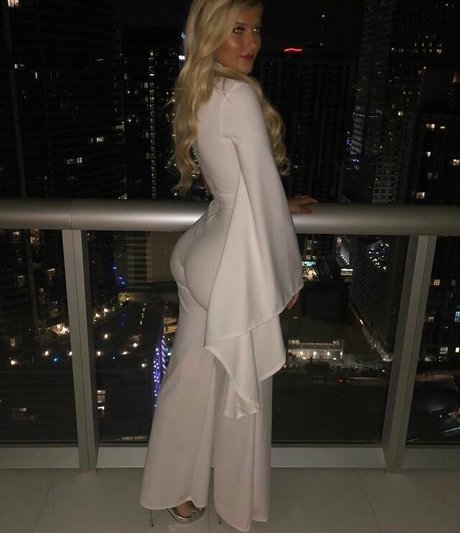 Hannah Sharpe adult actress pic