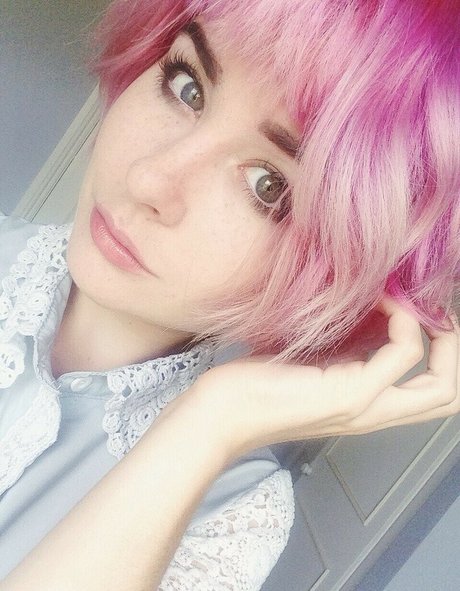 Leahloveschief model perfect image