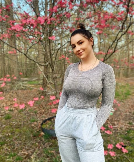 Katy Beaver star beautiful pics