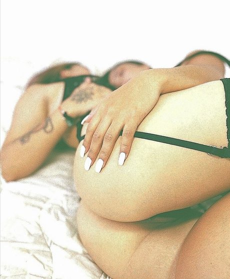 mature squirt onlyfans hot naked image