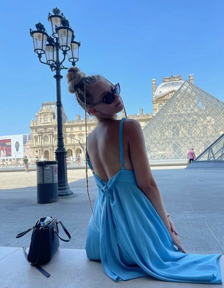 fingering pussy onlyfans best picture