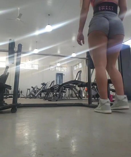 Sole Cardoso exclusive actress photo