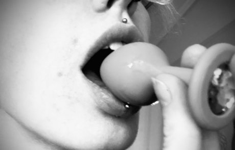 sexy brunette onlyfans sexy pics