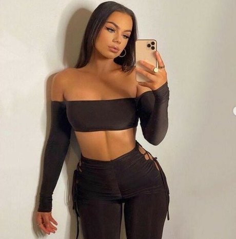 charlotte maynard star exclusive archive