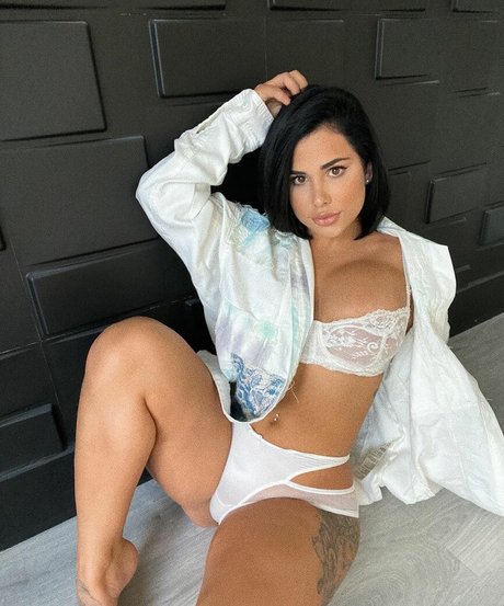 Barbara Martinez nude star galleries