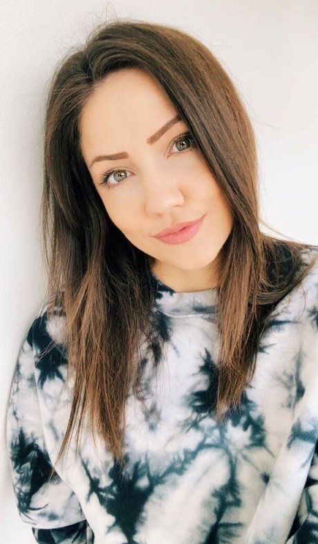 milf free onlyfans hot naked image