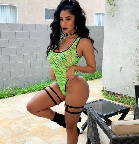 thaliamcix xxx pornstar photo